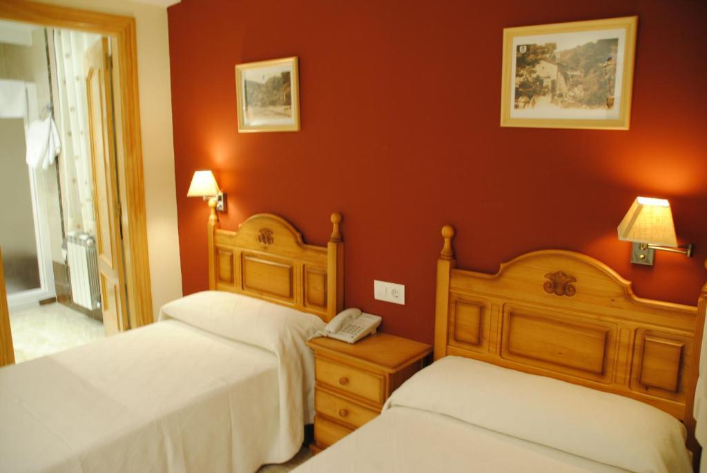 Hotel Alegria 바뇨스 데 몬테마요르 객실 사진