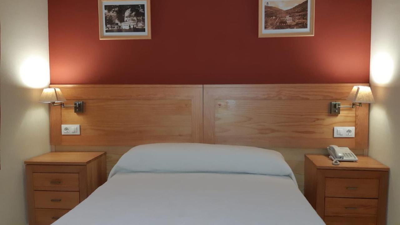 Hotel Alegria 바뇨스 데 몬테마요르 외부 사진