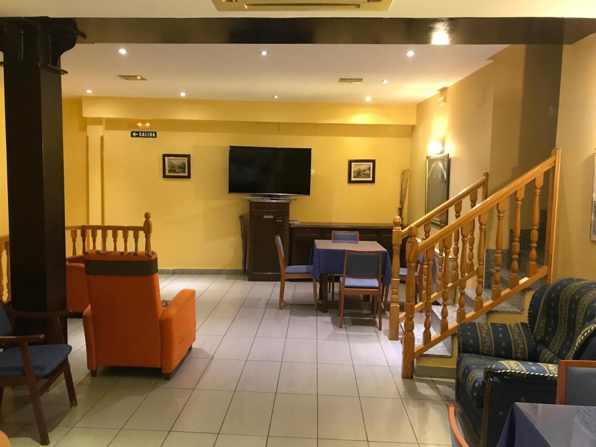 Hotel Alegria 바뇨스 데 몬테마요르 외부 사진